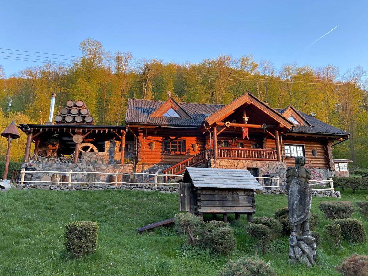 Koliba U Rytiera Villa Zvolen Ngoại thất bức ảnh